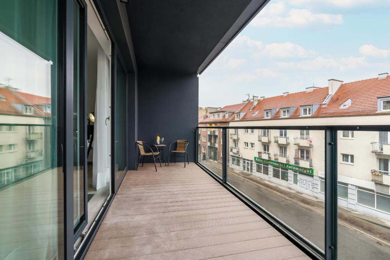 Apartments Poznan Chwaliszewo Residence With Free Garage By Noclegi Renters Eksteriør billede