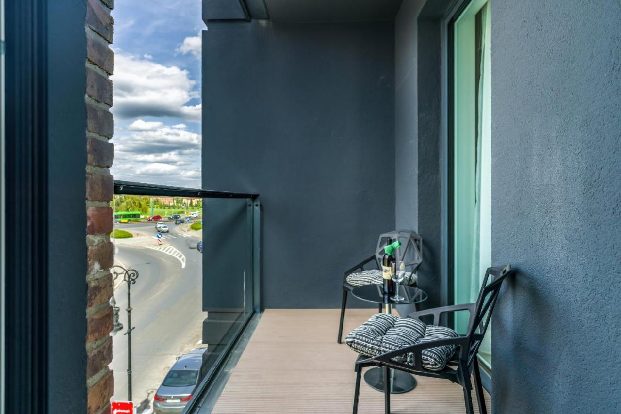 Apartments Poznan Chwaliszewo Residence With Free Garage By Noclegi Renters Eksteriør billede